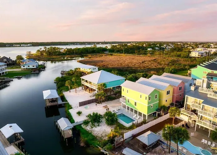 Family Bungalow! Access, Pool, & Fishing Dock *