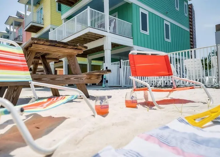 Holiday home Family Bungalow! Access, Pool, & Fishing Dock