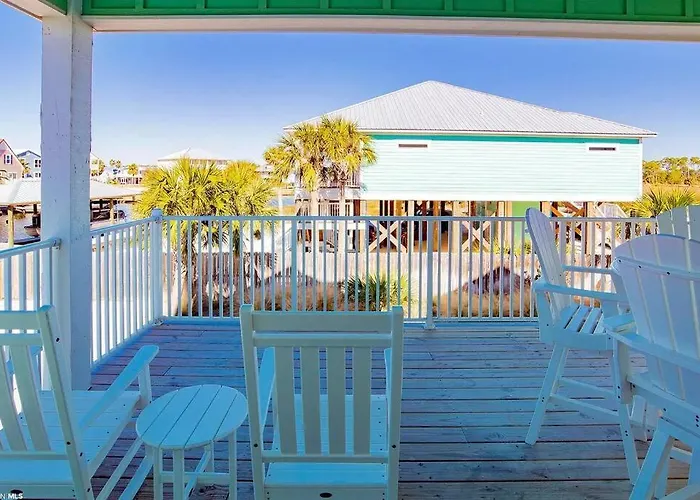 Holiday home Family Bungalow! Access, Pool, & Fishing Dock