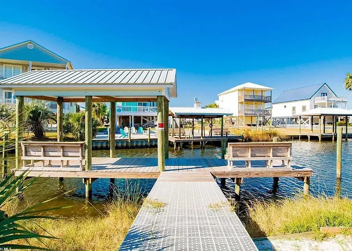Family Bungalow! Access, Pool, & Fishing Dock * Gulf Shores