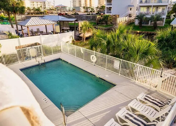 Family Bungalow! Access, Pool, & Fishing Dock Gulf Shores